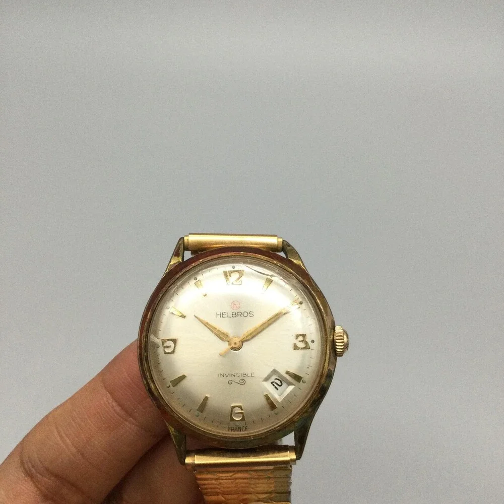 Vintage Helbros Invincible Mens Watch 33mm Champagne Dial Date Anti-Magnetic